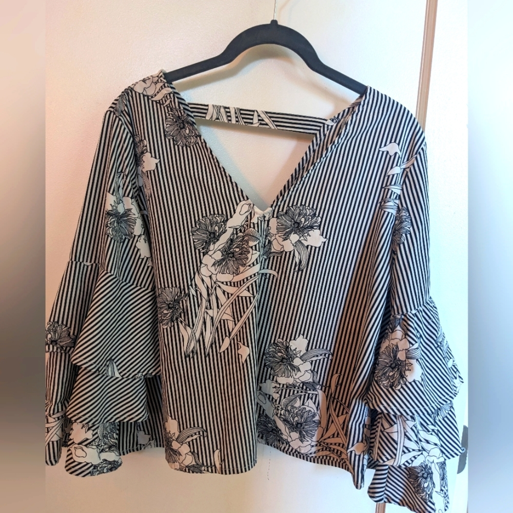 Cropped Blouse